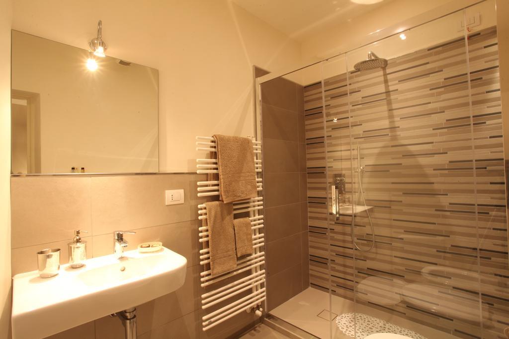 ルッカ B＆B アンティーコ カンツェーロ Bed & Breakfast 部屋 写真